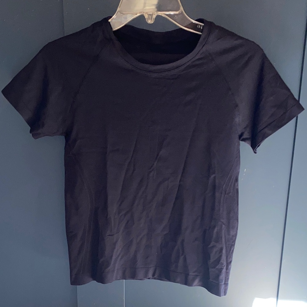 CRZ Yoga Women’s Seamless Navy Workout Athletic Top Waist Length